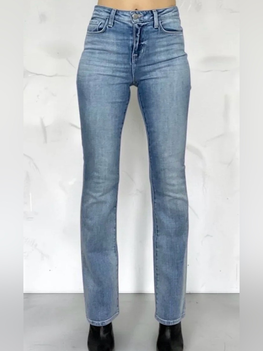L’AGENCE Oriana High Rise Straight Leg Jeans Highland Wash Size 27